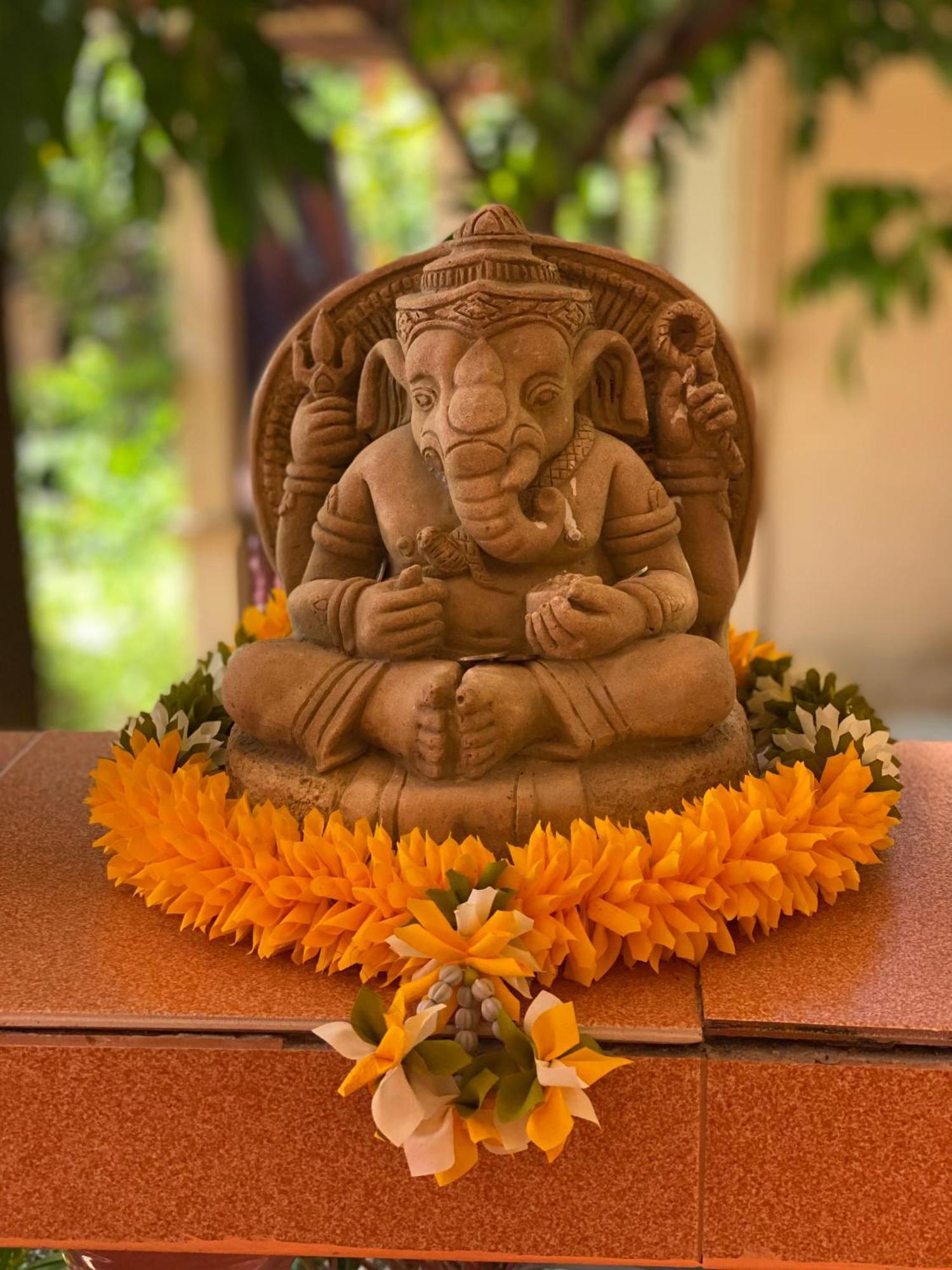 Ganesha Bungalow At Ya Nui Beach Phuket Esterno foto